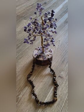 Tiger's Eye Chip Stone Necklace